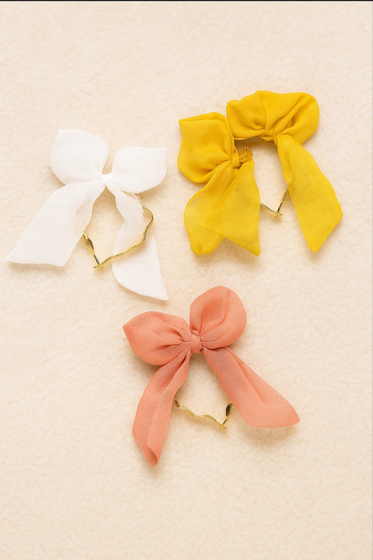 Bow earrings